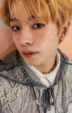 NCT YUSHI photocard image
