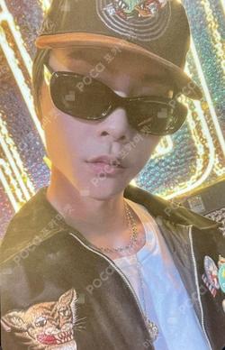 2 Baddies STREET LUCKY DRAW C Ver. JOHNNY photocard image