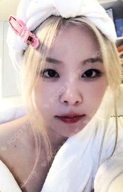 2024 SEASON'S GREETINGS [Years of Whee In] SOUND WAVE Whee In photocard image