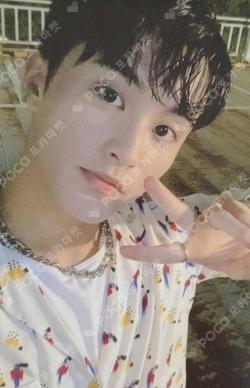 Sticker Seoul City Ver. MARK photocard image