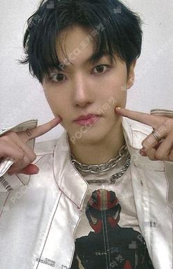 HOUSE OF TRICKY : SPUR JUMP UP JUNGHOON photocard image