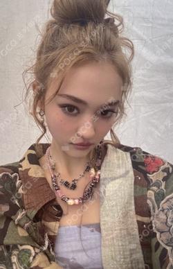 MY EYES OPEN VVIDE M2U ELLA photocard image