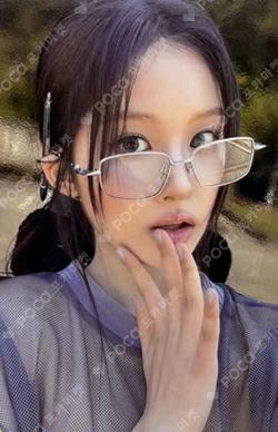 Fe3O4: STICK OUT Target Exclusive SULLYOON photocard image