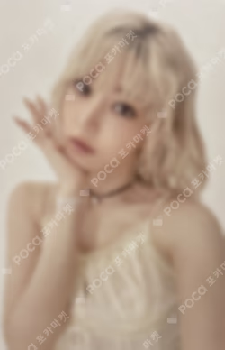 HOT Target Exclusive SAKURA photocard image