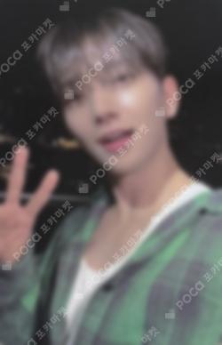 SPILL THE FEELS YIZHIYU JOSHUA photocard image