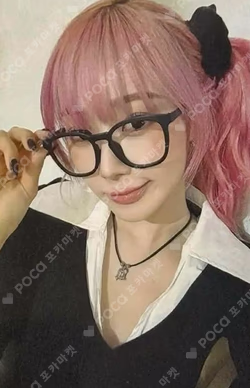 Beyond LIVE Gift Card GISELLE photocard image