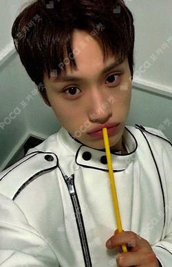 FLEX LINE EVERLINE KUMJUNHYEON photocard image