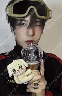 ATEEZ X ANITEEZ POP-UP STORE ANITEEZ IN TREASURE LIGHT STICK STRAP