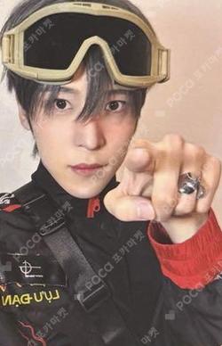 ATEEZ X ANITEEZ POP-UP STORE ANITEEZ IN TREASURE IN TOKYO 3D STICKER YUNHO photocard image