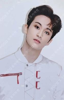 NCT MARK photocard image