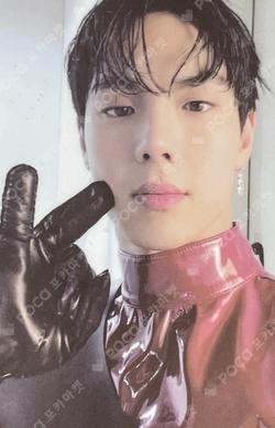 THE UNSEEN WITHMUU LUCKY DRAW SHOWNU photocard image