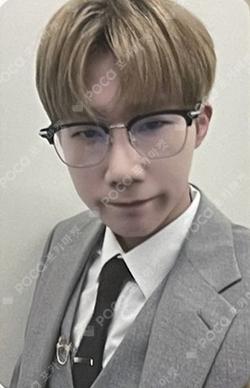 13egin SOUND WAVE LUCKY DRAW KimSungKyu photocard image