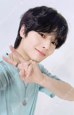 ★★★★★ (5-STAR) KMS LUCKY DRAW I.N photocard image