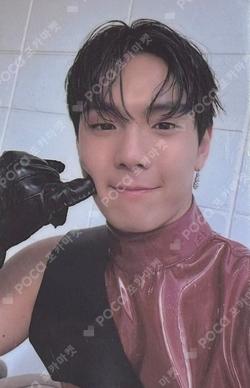 THE UNSEEN WITHMUU LUCKY DRAW SHOWNU photocard image