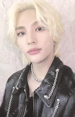 ODDINARY SOUND WAVE LUCKY DRAW HYUNJIN photocard image