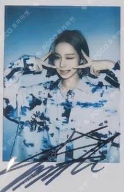 Girls KMS LUCKY DRAW WINTER photocard image