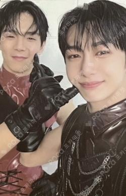 THE UNSEEN WITHMUU LUCKY DRAW Unit photocard image