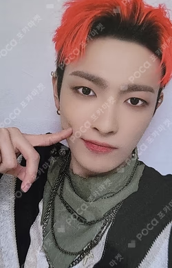 THE WORLD EP.2 : OUTLAW OFFICIAL POP-UP STORE RANDOM ACRYLIC STAND