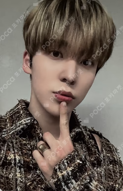 SPIN OFF : FROM THE WITNESS hello82