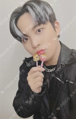 THE WORLD EP.2 : OUTLAW hello82 POP-UP Exclusive JONGHO photocard image