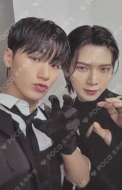 THE WORLD EP.2 : OUTLAW DIARY VER. Unit photocard image