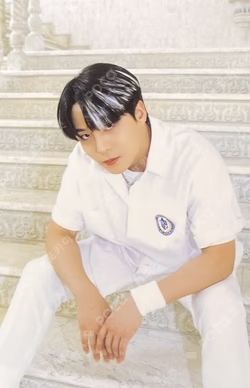 THE WORLD EP.2 : OUTLAW PLATFORM VER. JONGHO photocard image
