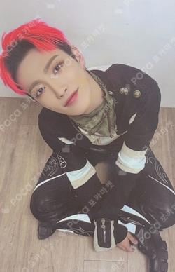 THE WORLD EP.2 : OUTLAW DIGIPACK VER. HONGJOONG photocard image