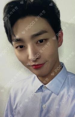 2022 YOON JISUNG SEASON'S GREETINGS Yoon Ji Sung photocard image