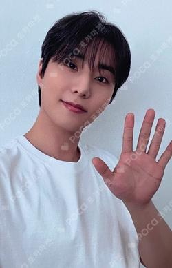 LOiViE Young K photocard image