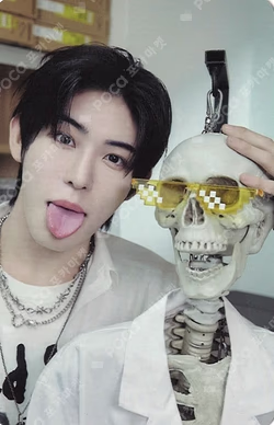 Kick Out, Flip Now! Class Room Cabinet Ver. Minje photocard image