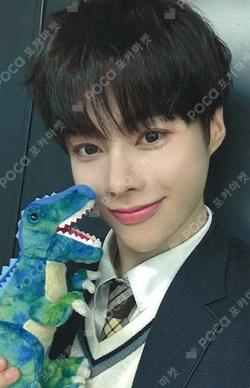 RE: Full of Youth SOUND WAVE HANBIN photocard image