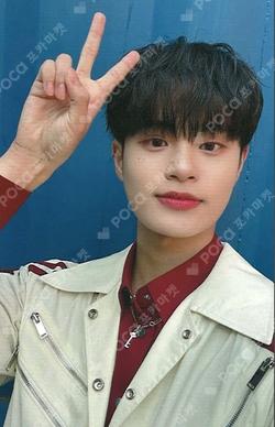 Fly Away STANDARD Ver. LEE DAE HWI photocard image