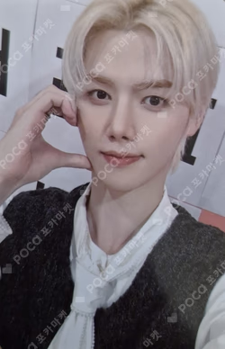 FIND THE ORBIT IDOUSTAGE MINHEE photocard image