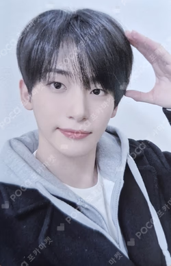 FIND THE ORBIT IDOUSTAGE JUNGMO photocard image