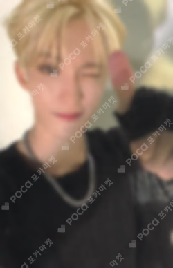 SPILL THE FEELS YIZHIYU DK photocard image