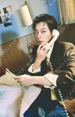 From Real to Surreal Platform ver. REAL B VER. YOON DU JUN photocard image