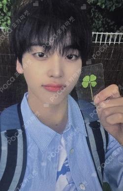 2025 SEASON'S GREETINGS CRAVITY'S BFF TRIP MUSICPLANT HYEONGJUN photocard image