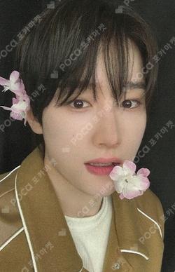 RE: Full of Youth APPLEMUSIC HYUK photocard image