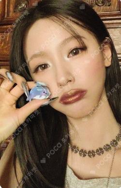 We are APPLEMUSIC MIYEON photocard image