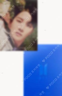 HYBE INSIGHT Photocard Set J-Hope photocard image