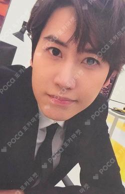 COLORS Color Swatch Book ver. KYUHYUN photocard image