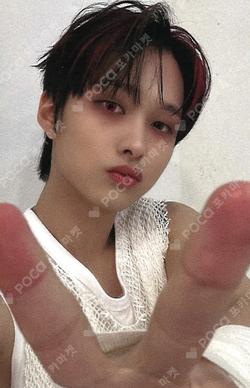 UNDENIABLE MUSICART Lee Han Bin photocard image