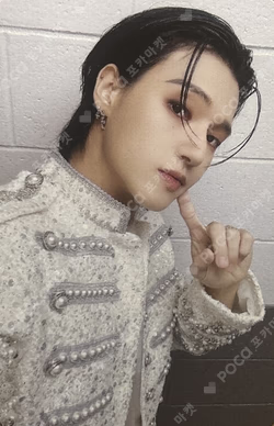 ATEEZ WORLD TOUR [TOWARDS THE LIGHT : WILL TO POWER] IN EUROPE KCON GERMANY 2024 WOOYOUNG photocard image