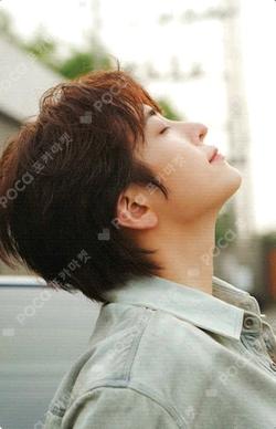 T.P.O PLVE ALBUM B ver. YOUNGJAE photocard image