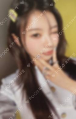 2025 ILLIT GLITTER DAY IN SEOUL S/S T-SHIRT (WHITE) MOKA photocard image