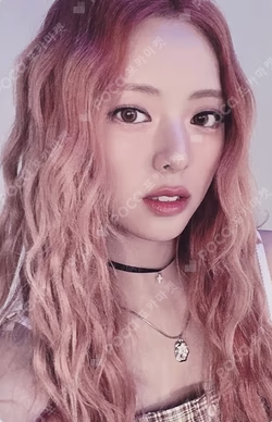 Girls Will Be Girls PLATFORM ALBUM_POCAALBUM A VER. YUNA photocard image