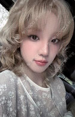 We are i-dle Platform ver. YUQI photocard image