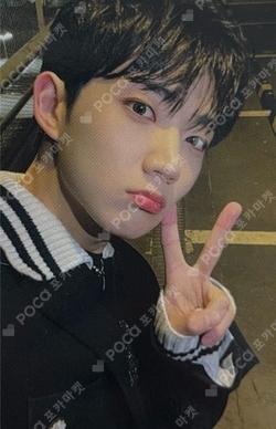 ON and ON Green ver. HYEONGSEOP photocard image