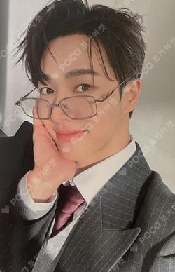 From Real to Surreal REAL A VER. LEE GI KWANG photocard image