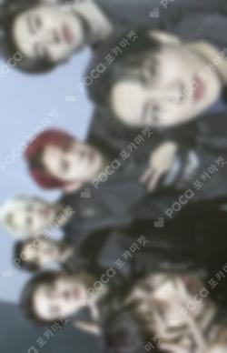 DESIRE : UNLEASH STUDIO CHOOM GIFT Unit photocard image